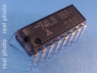 74LS151 DIP16