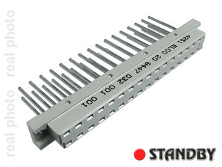 Female straight 32 pin type D