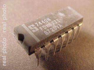 SN7440  DIP14