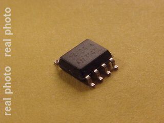 24C04    SOP8